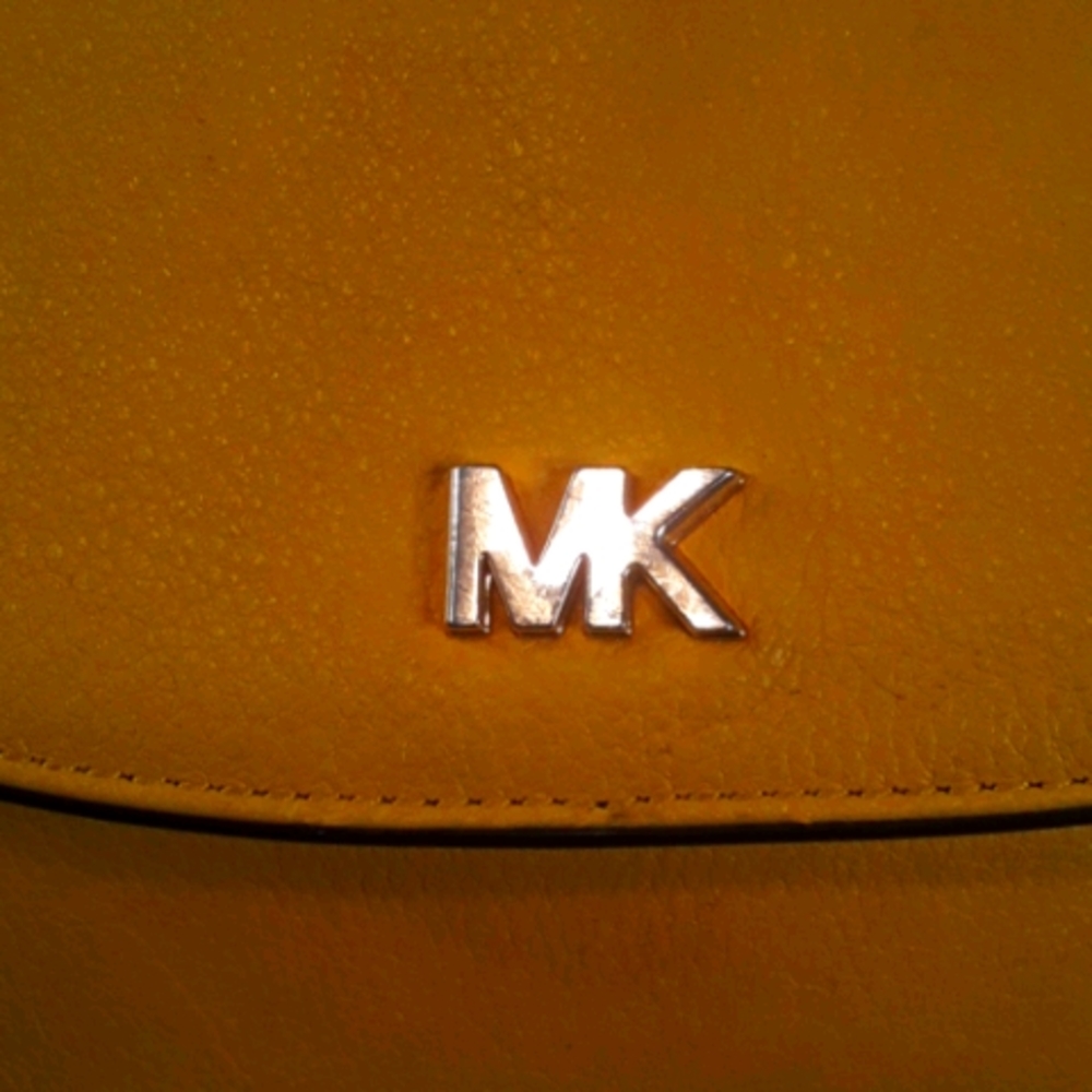 Mk cross body bag - Picture 2 of 3